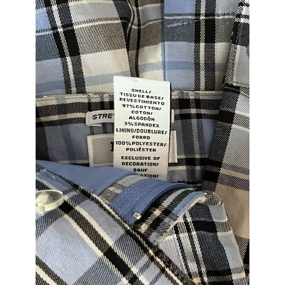 Izod Golf Classix Skirt Swingflex Womens Size 12 Blue White Black Plaid Stretch - Picture 8 of 8